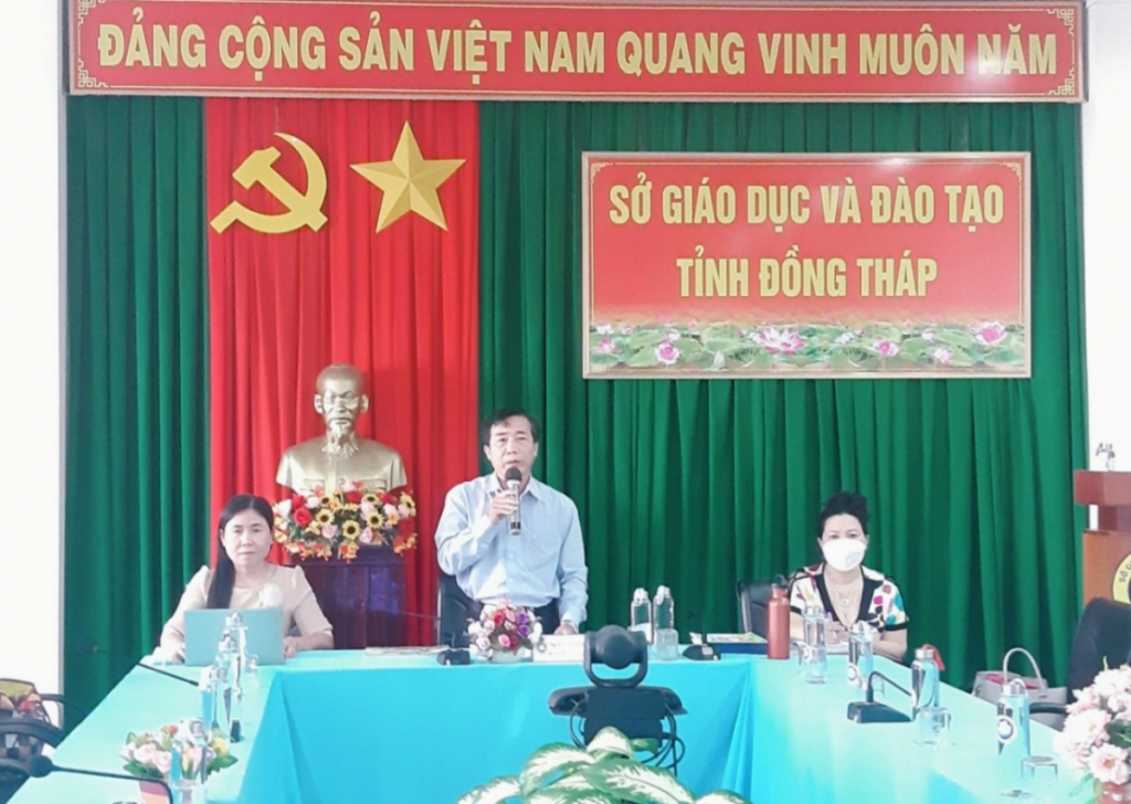 hình tập huấn tiếng anh