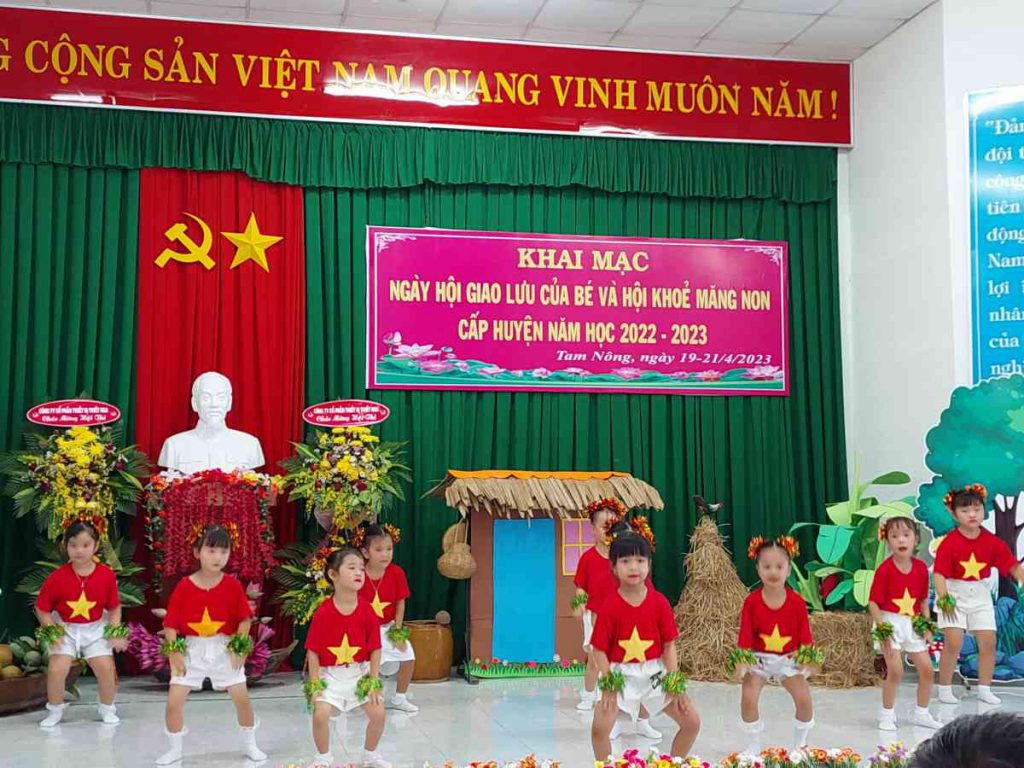 KHAI MẠC.